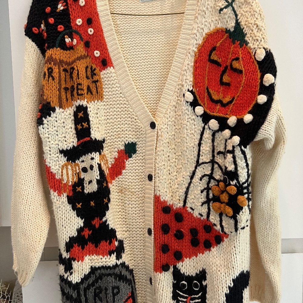 Casual Corner & Co Halloween Sweater Size Small/Medium/Large Ivory Orange Black